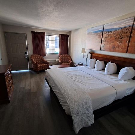 Days Inn By Wyndham Safford, Az Kültér fotó